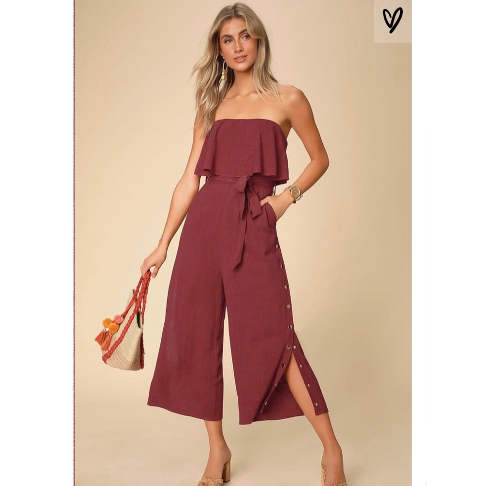 BNWT Lulus Burgundy strapless jumpsuit